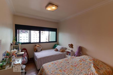 Apartamento à venda com 317m², 4 quartos e 4 vagasSuíte 02