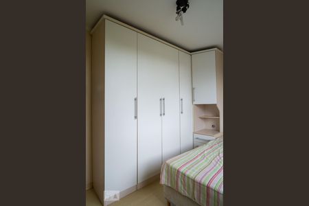 Quarto de apartamento para alugar com 1 quarto, 55m² em Azenha, Porto Alegre