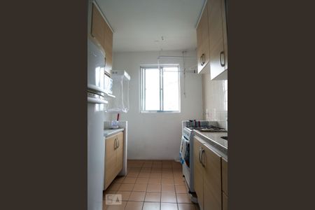 Cozinha de apartamento para alugar com 1 quarto, 55m² em Azenha, Porto Alegre