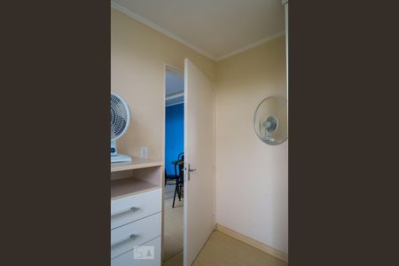 Quarto de apartamento para alugar com 1 quarto, 55m² em Azenha, Porto Alegre