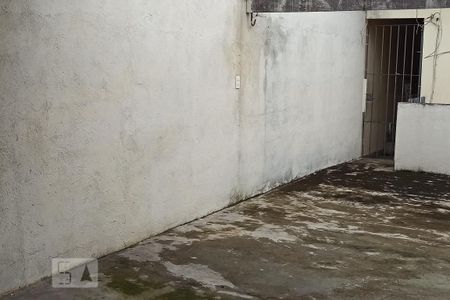 Casa à venda com 200m², 3 quartos e 2 vagas Casa à venda com 200m², 3 quartos e 2 vagasDetalhe da area de serviço