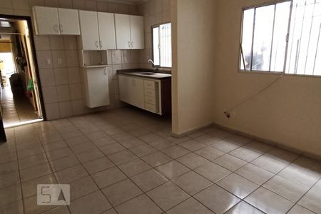 Sala / Cozinha de casa à venda com 3 quartos, 200m² em Vila Primavera, São Paulo