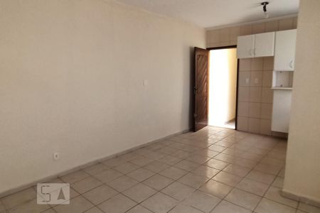 Sala / Cozinha de casa à venda com 3 quartos, 200m² em Vila Primavera, São Paulo