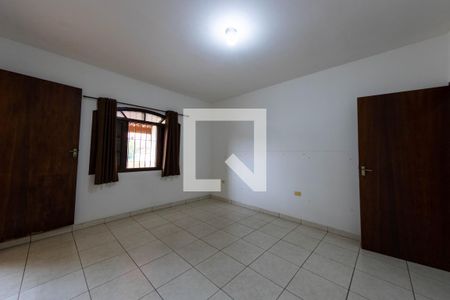 Casa à venda com 200m², 2 quartos e 2 vagasQuarto 
