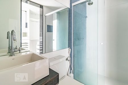 Apartamento à venda com 144m², 3 quartos e 1 vagaBanheiro da Suíte