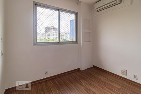 Apartamento à venda com 144m², 3 quartos e 1 vagaQuarto 2 - Suíte