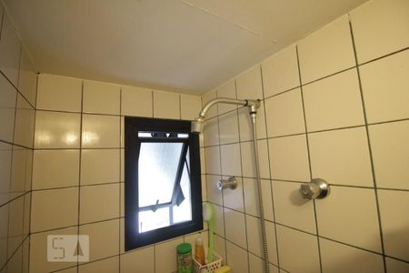 Apartamento à venda com 65m², 2 quartos e 2 vagasChuveiro