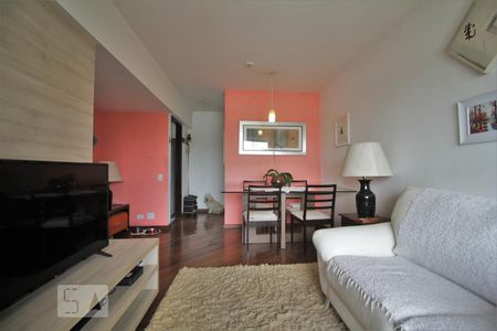Sala de apartamento para alugar com 2 quartos, 65m² em Super Quadra Morumbi, São Paulo
