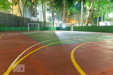 Apartamento para alugar com 82m², 3 quartos e 1 vaga Apartamento para alugar com 82m², 3 quartos e 1 vagaÁrea Comum - Quadra