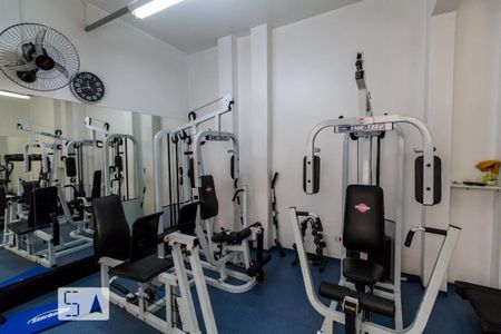 Studio para alugar com 45m², 1 quarto e 1 vaga Studio para alugar com 45m², 1 quarto e 1 vagaAcademia