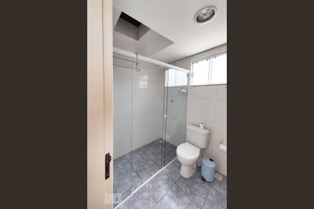 Casa à venda com 440m², 4 quartos e 3 vagas Casa à venda com 440m², 4 quartos e 3 vagasBanheiro 3