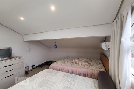 Casa à venda com 440m², 4 quartos e 3 vagas Casa à venda com 440m², 4 quartos e 3 vagasQuarto 2