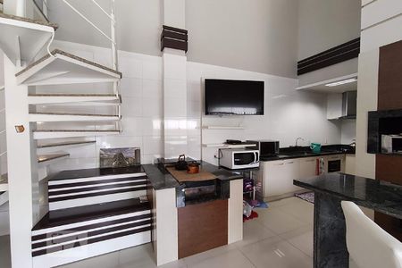 Casa à venda com 440m², 4 quartos e 3 vagas Casa à venda com 440m², 4 quartos e 3 vagasCozinha