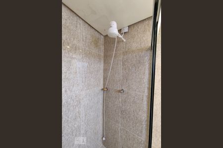 Casa à venda com 440m², 4 quartos e 3 vagas Casa à venda com 440m², 4 quartos e 3 vagasBanheiro 2