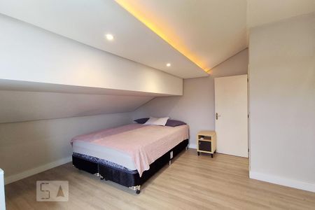Casa à venda com 440m², 4 quartos e 3 vagas Casa à venda com 440m², 4 quartos e 3 vagasQuarto 3