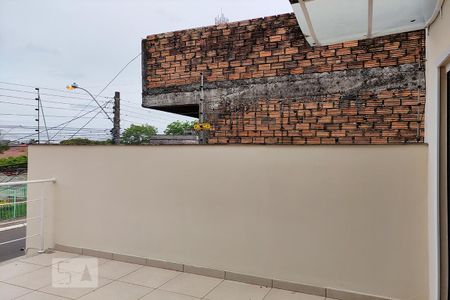 Casa à venda com 440m², 4 quartos e 3 vagas Casa à venda com 440m², 4 quartos e 3 vagasSacada Escritório
