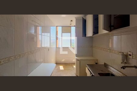 Apartamento à venda com 75m², 2 quartos e 1 vaga Apartamento à venda com 75m², 2 quartos e 1 vagaCozinha