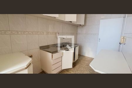 Apartamento à venda com 75m², 2 quartos e 1 vaga Apartamento à venda com 75m², 2 quartos e 1 vagaCozinha