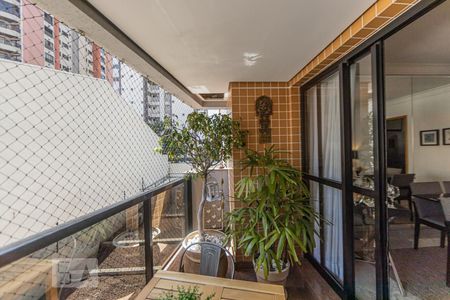 Apartamento à venda com 127m², 3 quartos e 3 vagas Apartamento à venda com 127m², 3 quartos e 3 vagasVaranda Sala