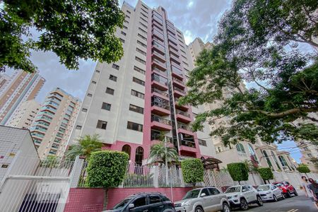 Apartamento à venda com 140m², 3 quartos e 3 vagasFachada