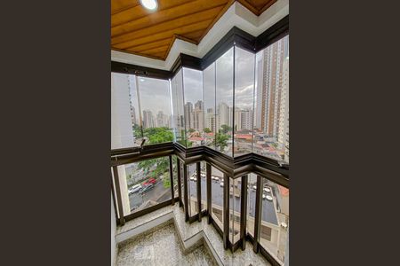 Apartamento à venda com 140m², 3 quartos e 3 vagasVaranda da Suite