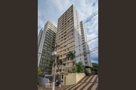 Apartamento à venda com 113m², 3 quartos e 1 vagaFachada