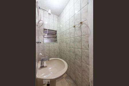 Banheiro de casa para alugar com 1 quarto, 45m² em Km 18, Osasco