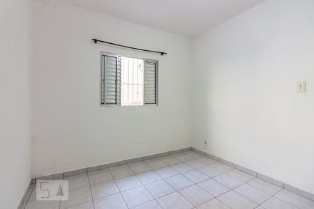 Quarto de casa para alugar com 1 quarto, 45m² em Km 18, Osasco