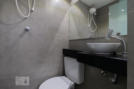 Studio à venda com 38m², 1 quarto e sem vaga Studio à venda com 38m², 1 quarto e sem vagaBanheiro