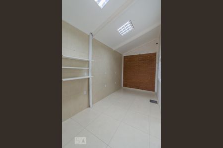 Casa à venda com 250m², 3 quartos e 4 vagasCopa