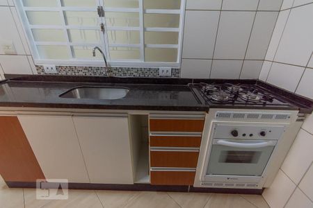 Casa à venda com 250m², 3 quartos e 4 vagasCozinha - Armários