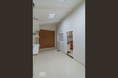 Casa à venda com 250m², 3 quartos e 4 vagasCopa