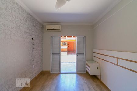 Casa à venda com 250m², 3 quartos e 4 vagasQuarto 3 - Suíte