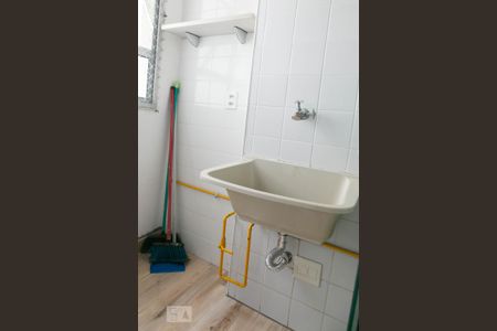 Apartamento para alugar com 60m², 2 quartos e 1 vagaÁrea de Serviço