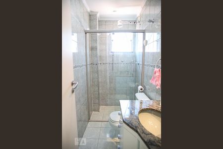 Apartamento à venda com 74m², 2 quartos e 1 vagaBanheiro Corredor