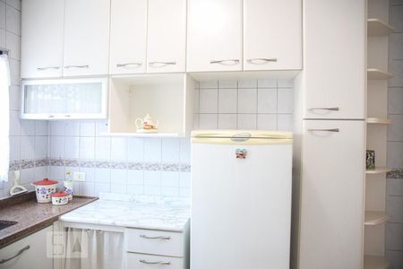 Apartamento à venda com 74m², 2 quartos e 1 vagaCozinha
