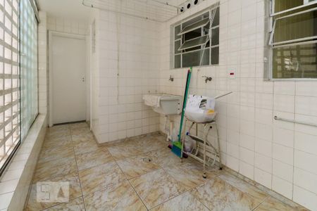 Apartamento para alugar com 140m², 3 quartos e 1 vagaÁrea de serviço