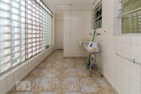Apartamento para alugar com 140m², 3 quartos e 1 vagaÁrea de serviço