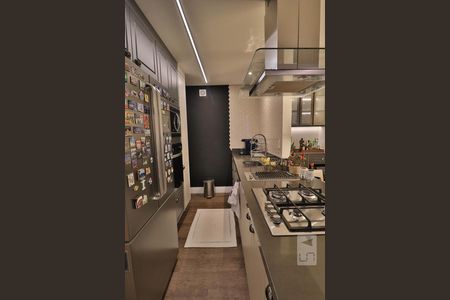 Apartamento à venda com 95m², 3 quartos e 2 vagasCozinha