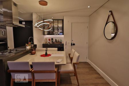 Apartamento à venda com 95m², 3 quartos e 2 vagasSala