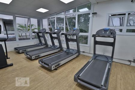 Apartamento à venda com 95m², 3 quartos e 2 vagasAcademia