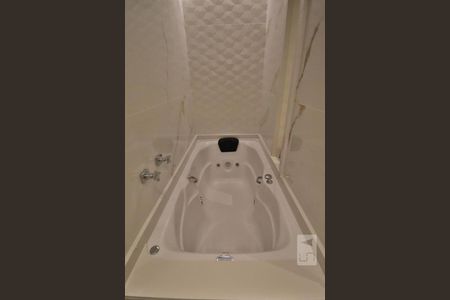 Apartamento à venda com 95m², 3 quartos e 2 vagasBanheiro da Suíte 2