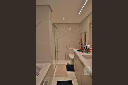 Apartamento à venda com 95m², 3 quartos e 2 vagasBanheiro da Suíte 2