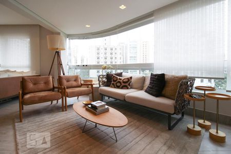 Sala de apartamento para alugar com 3 quartos, 158m² em Indianópolis, São Paulo