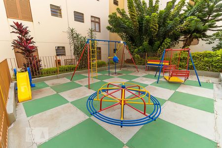 Apartamento à venda com 76m², 3 quartos e 1 vagaÁrea Comum - Playground