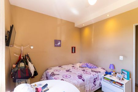 Apartamento à venda com 76m², 3 quartos e 1 vagaQuarto 2