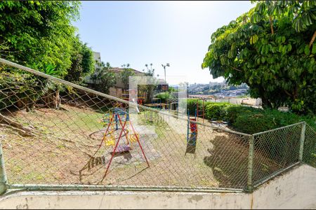 Apartamento para alugar com 53m², 2 quartos e 1 vaga Apartamento para alugar com 53m², 2 quartos e 1 vagaPlayground