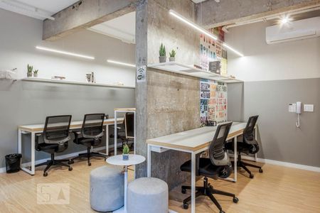 Apartamento para alugar com 35m², 1 quarto e 1 vagaCoworking