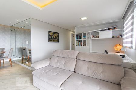 Sala de apartamento para alugar com 2 quartos, 77m² em Fanny, Curitiba