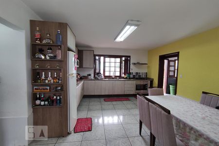 Casa à venda com 112m², 2 quartos e 1 vaga Casa à venda com 112m², 2 quartos e 1 vagaCozinha